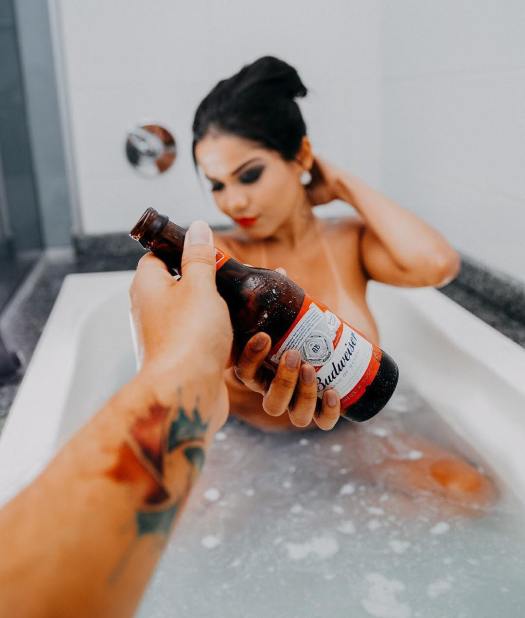 budweiser fotografia feminina