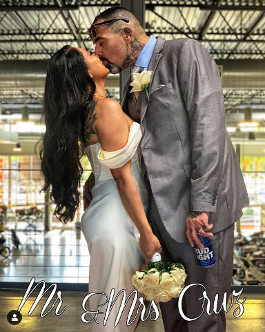 Screenshot_2020-07-30 #budlight hashtag on Instagram β’ Photos and Videos